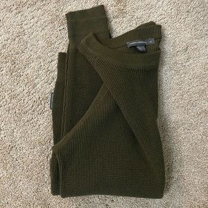“NWOT” French Connection Sweater Olive Green Size Medium